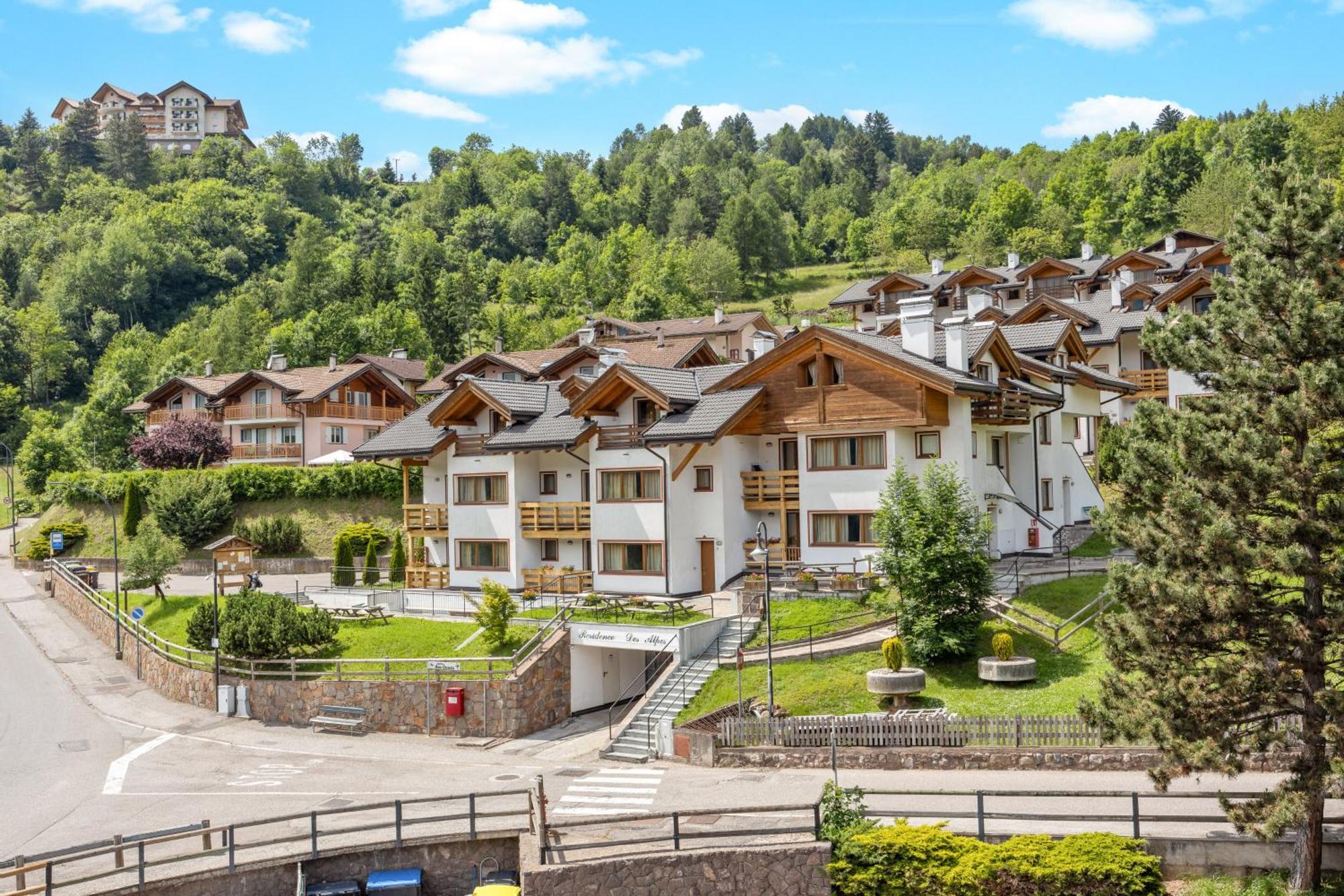 קאבאלס Residence Des Alpes מראה חיצוני תמונה