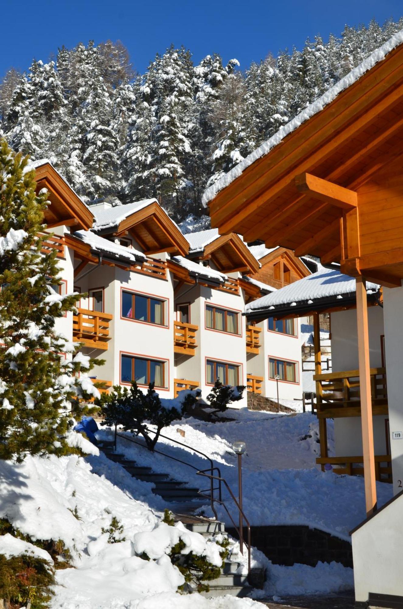 קאבאלס Residence Des Alpes מראה חיצוני תמונה
